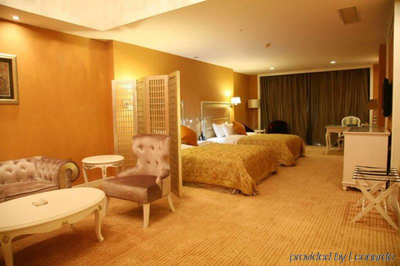 Country Garden Phoenix Hotel Changsha Habitación foto